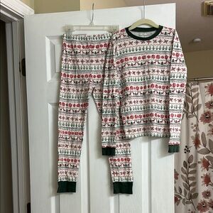 Festive Kids Pajamas with Green Accents